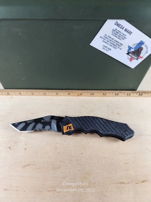 CRKT Triumph 1031TSN #21Or Looks/feels new