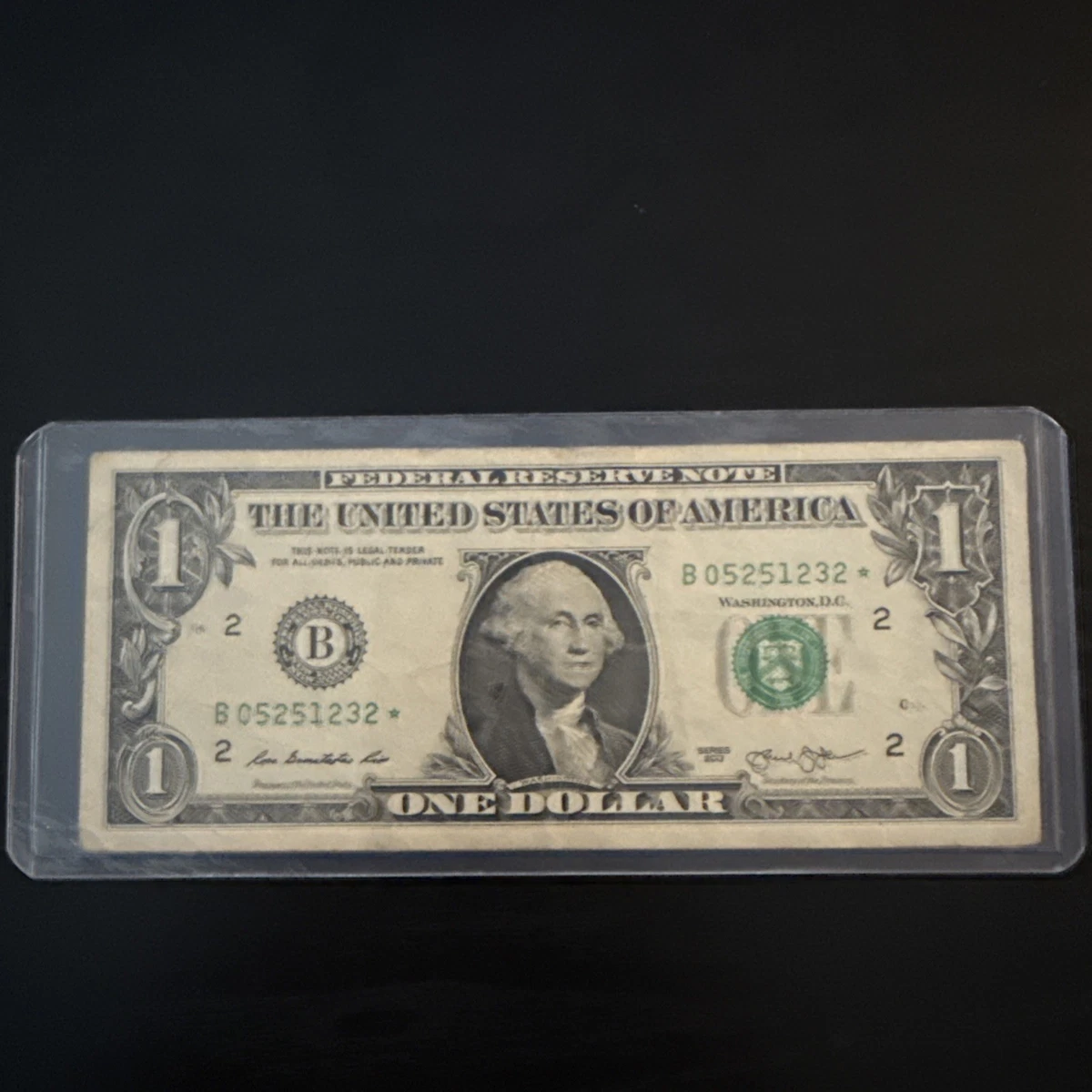 2013年10ドル紙幣 シリアル番号が非常に低い 未使用、鮮明、鑑定済み