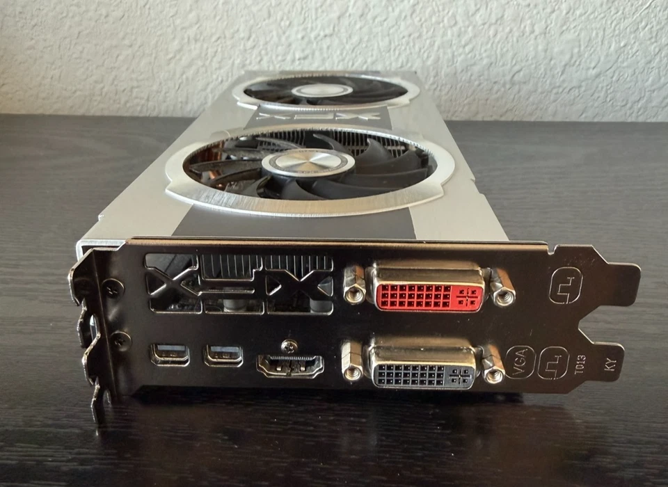 XFX Radeon HD 7850 DD 2GB GDDR5 PCIe 3.0 – 2x mDP/HDMI/2x DVI – Tested - Image 4 of 4