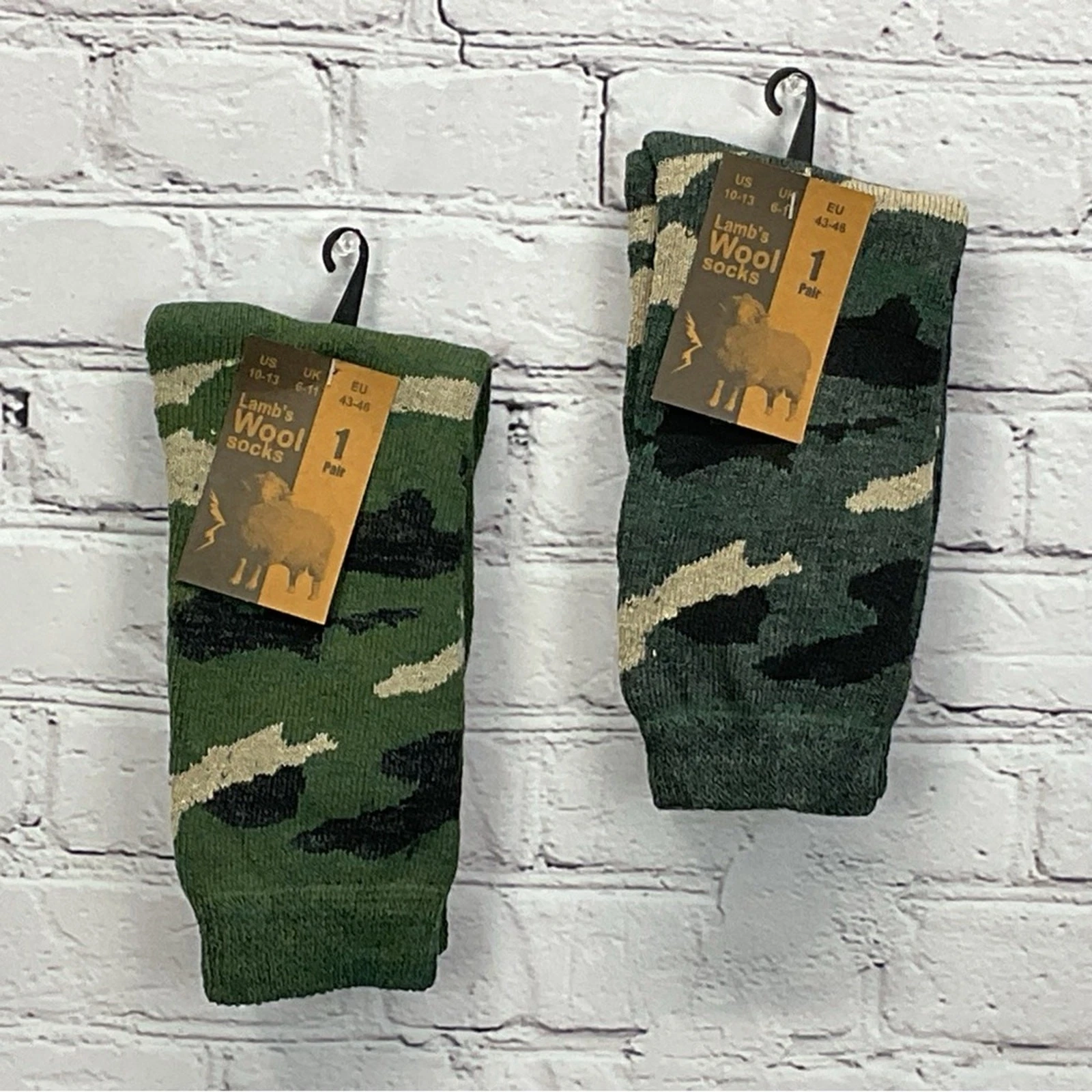 Lamb's Wool Socks Men's Size 10-13 Camo Wool Blend 2 Pair Outdoor Casual Comfort