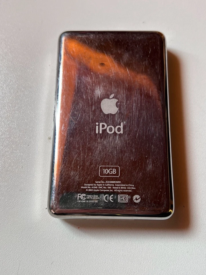 Apple iPod classic 3. Generation 3g weiß (10GB) A1040 Retro touch - Bild 4 von 4