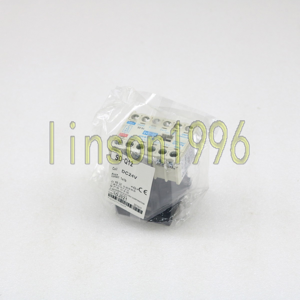 ONE SD-Q12 SDQ12 Auxiliary Contact 24VDC -new Mitsubishi Free 