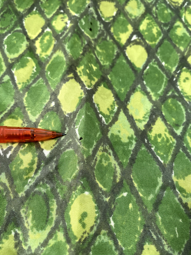 Tessuto nylon vintage pelle di serpente aspetto geometrico 93 cm x 3,2 metri - verde - Foto 7 di 11