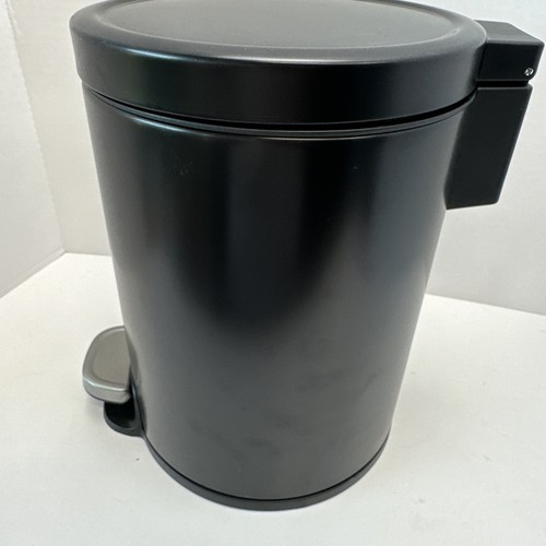 5L Round Step Trash Can 1.3 Gal Stainless Steel, Quiet Close Lid, Pedal-Operated - Picture 6 of 9