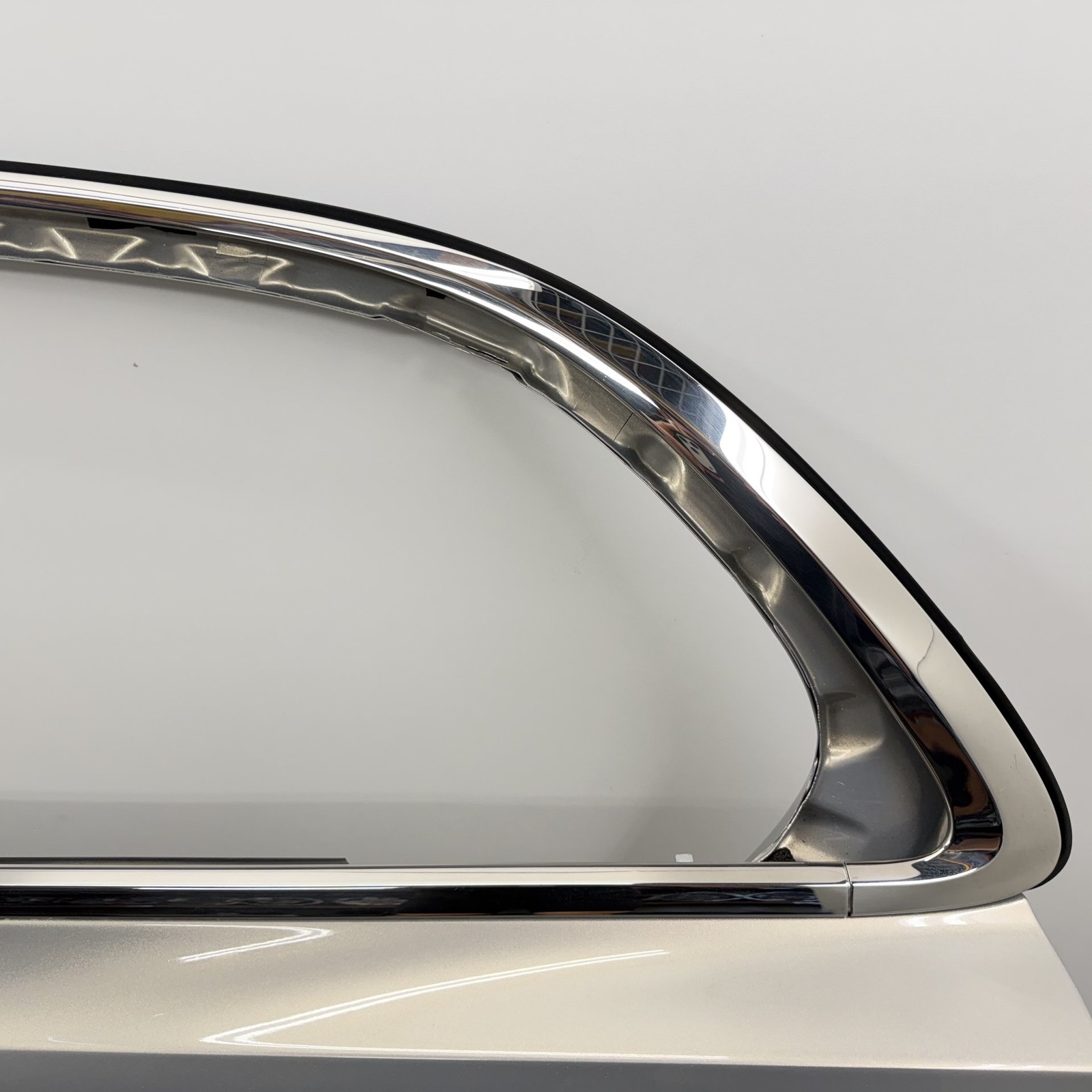 Bentley Flying Spur 2014-2018 Rear Left Door framework Silver