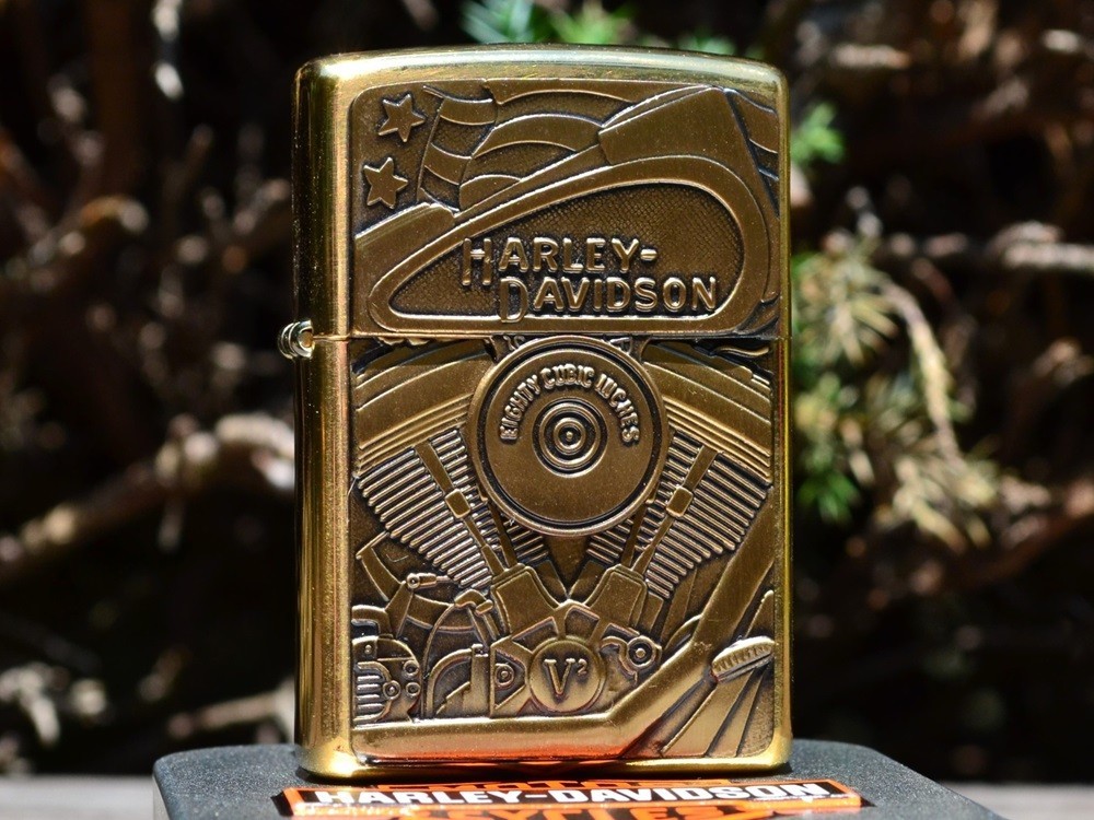 Harley Davidson Zippo Lighter - Motor Flag Surprise - Eighty Cubic