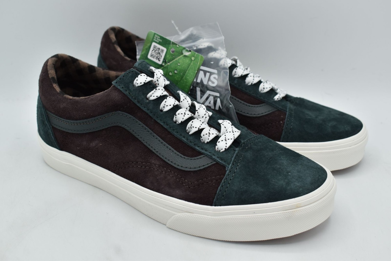 Vans Womens Size 7 Old Skool Suede Lace up Casual Sneakers Shoes thumbnail 3