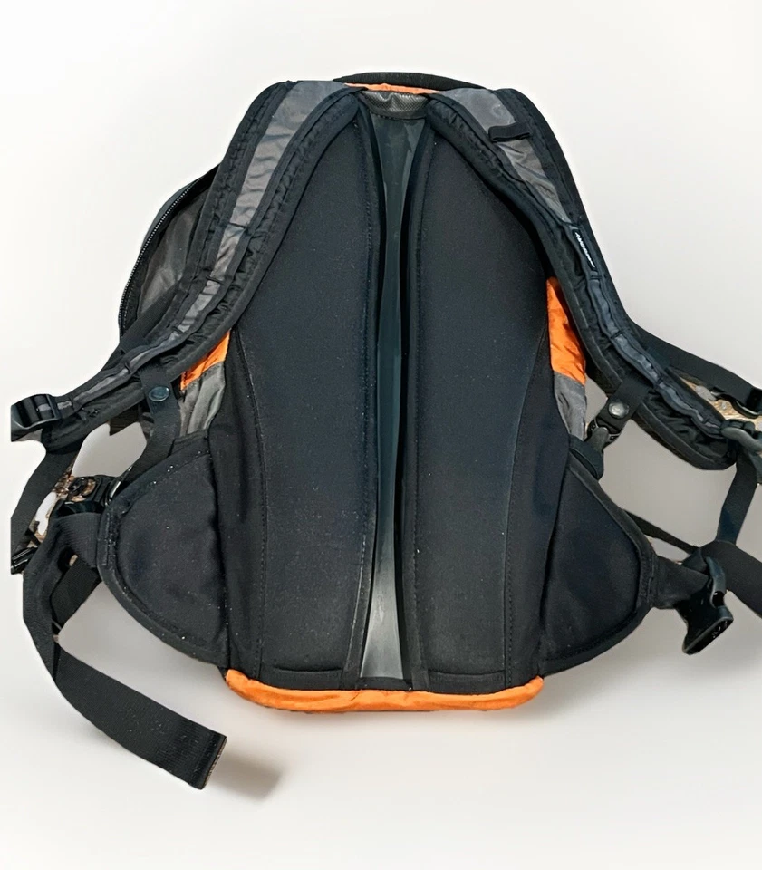 Mochila de viaje Gregory Nano negra/naranja senderismo escalada unisex Foto 3 de 4