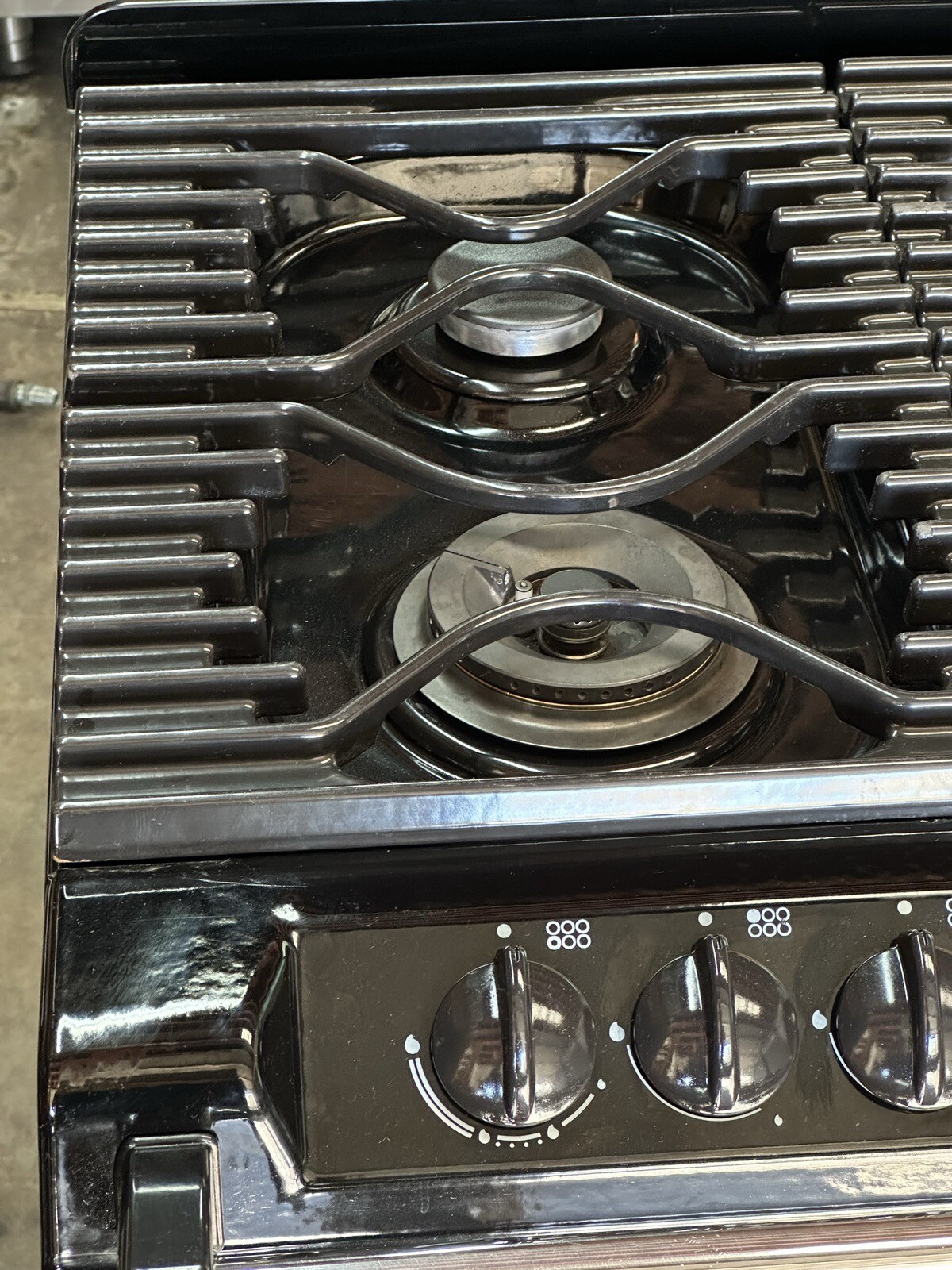 Aga Six Burner Four Oven Classic Ceramic Enamel Gas Range Electric