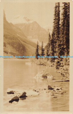 R434958 Lake Louise Mt Lefroy entlang der Spur der Canadian Pacific Railway Byron Harmo