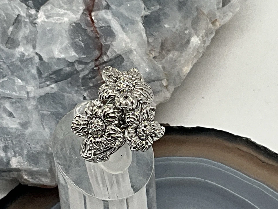 Anillo John Hardy 18K y 925 Diamantes Motivo Floral Talla 7.25 Anillo Foto 3 de 4