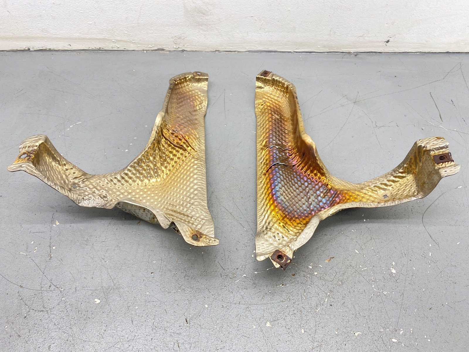2020-2023 MCLAREN GT 4.0L ENGINE RIGHT EXHAUST MANIFOLD HEAT SHIELD SET OEM 2021
