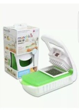 Munchkin Fresh Food Chopper and Steamer - Brand New