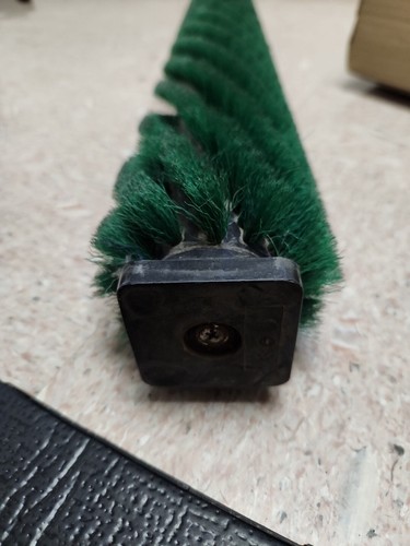 Nilfisk 56383102 Brush Assembly Multi-Surface Nilfisk Advance, Clarke, Viper - Picture 4 of 7