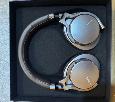 SONY MDR-1A Headphones, Silver, High-Resolution Audio ship From