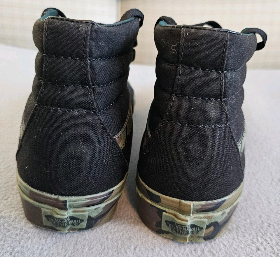 VANS Off the Wall 500714 para hombre 9,5 para mujer 11 negro con camuflaje verde usado Foto 2 de 4