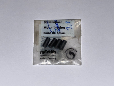 MÄRKLIN Beutel mit 4 Kohlebürsten 3,8 mm Durchmesser