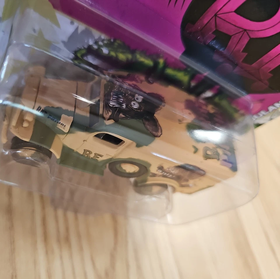 Ambulancia Dodge WC54 CAMUFLAJE DESIERTO RATA FINK 1/64 JOHNNY LIGHTNING JLPC015-JLSP394 Foto 4 de 4