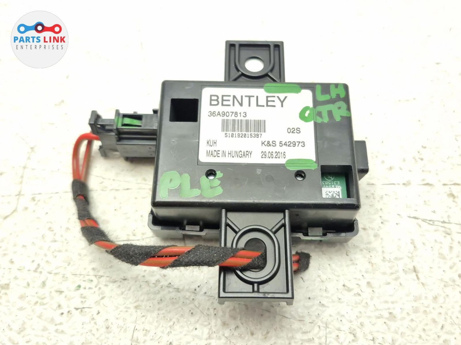Bentley Bentayga 2016-2020 Plugs Set P/N 36A907813