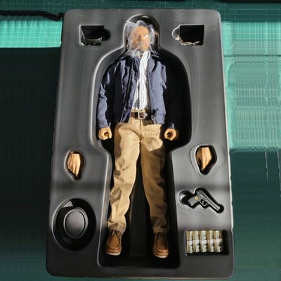 ThreeZero 3A Breaking Bad Walter White Heisenberg 12in Action Figure Doll Model