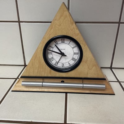 Vintage Now and Zen Alarm Clock Progressive Chimes 1997 Triangle Great Wave