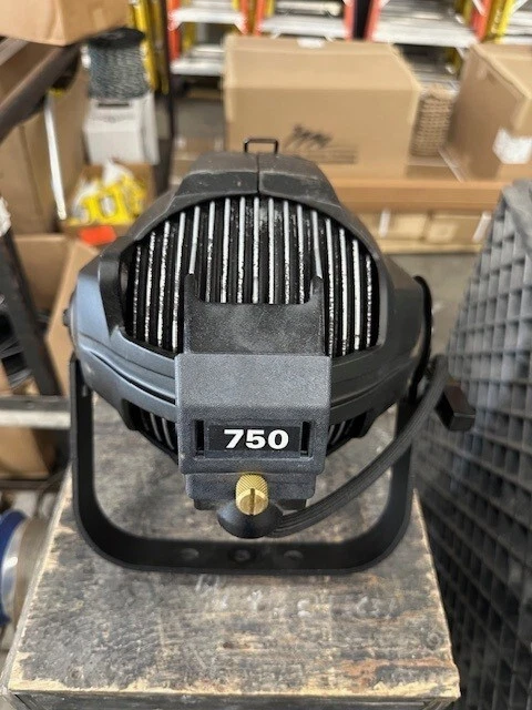 ETC Source Four PARNel 750 - Image 4 of 4