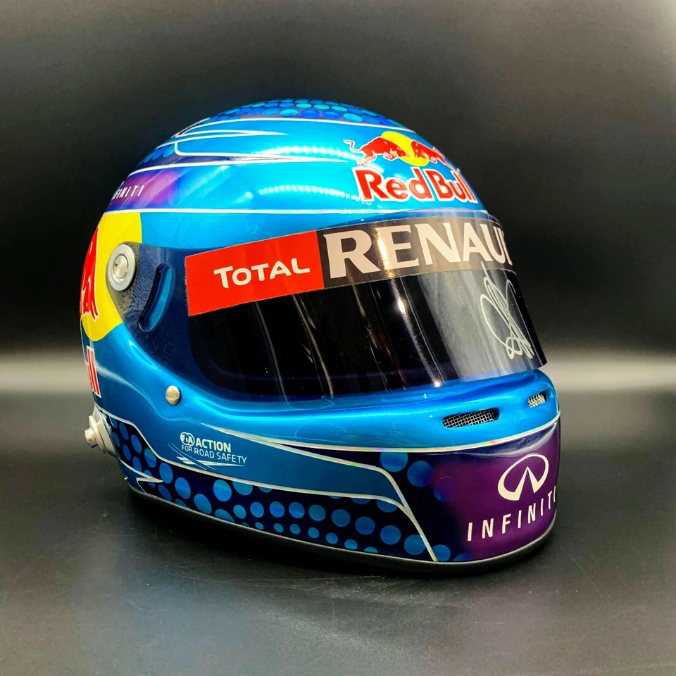 Sebastian Vettel Signed Helmet Visor 2013 Redbull Display 1:1 Scale AS-02202 - Image 3 of 4