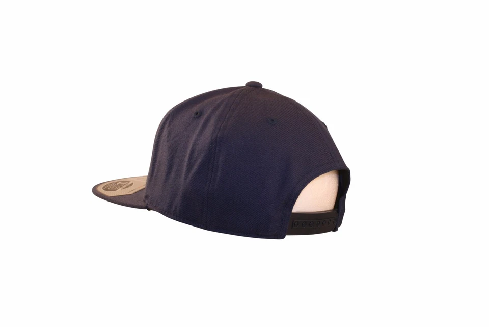 Sombrero con logotipo de pesca Yupoong Flexfit Premium Snapback - XTREMEFINZ Foto 2 de 2