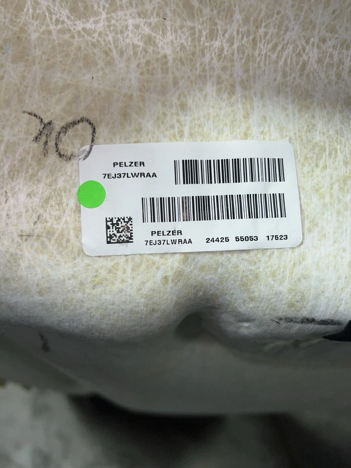 23 Ram PromAster 2500 techo  Foto 3 de 3