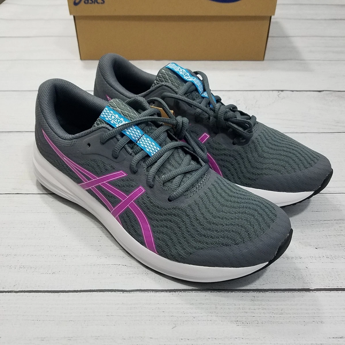 Asics women's hotsell patriot 1 shoe