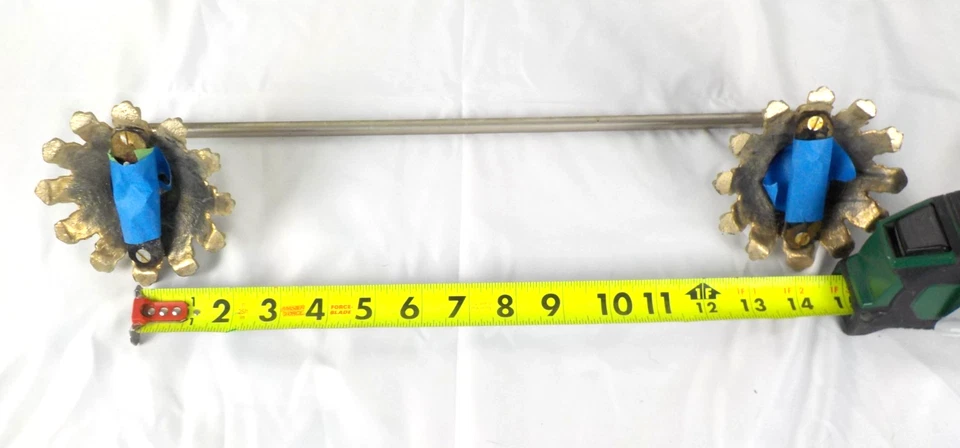 Juego de baño vintage floral de latón - toallero y soporte de papel higiénico Foto 3 de 4