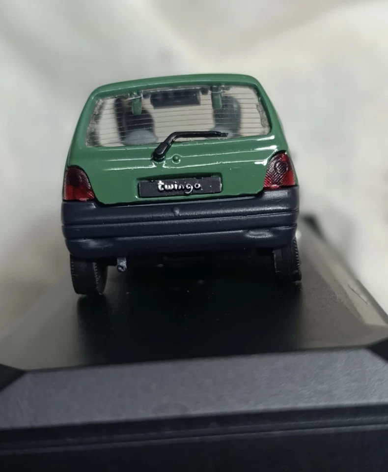 NOREV Renault Twingo modellino scala 1:43 collezione (517408) - Immagine 2 di 4