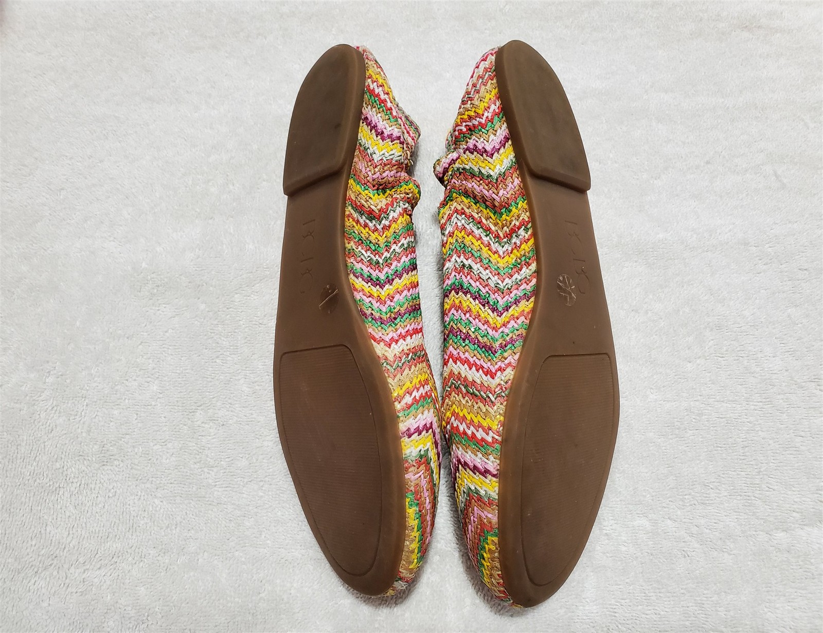 BCBG Paris Multi-Color Chevron Pattern Ballet Fla… - image 2