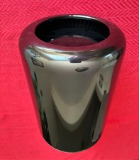 Apple Mac Pro 2013 Xeon 2.7 GHz 12-Core 64GB RAM 256GB Dual AMD FirePro D300 2GB