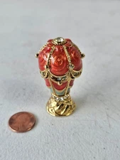 Estee Lauder Fantastic Voyage Hot Air Balloon Solid Perfume (lid slightly bent)