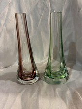 Tropfenvasen Caithness Glas Oban Stil Handarbeit grün rosa Vintage