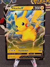 Pikachu V 086/264 Swsh08: Fusion Strike Holo