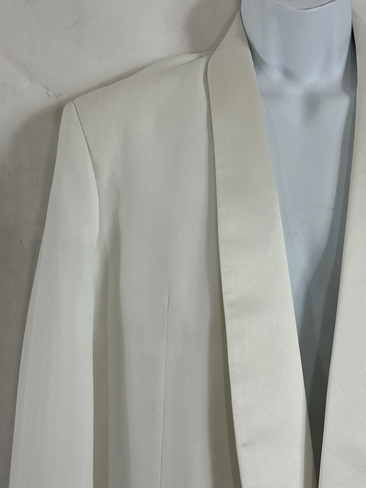 Chaqueta de Esmoquin Blanca Formal Wear by Raffinati Talla 37R Solapas de Satén con Muescas Foto 3 de 4