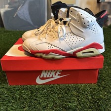 Size 9 - Jordan 6 Retro White Bulls 2010 Chicago Color-way from Infrared Pack