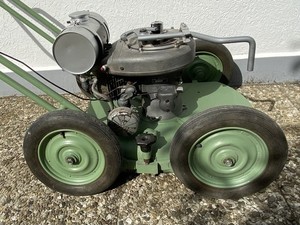 Oldtimer Sabo  Benzin Rasenmäher zwei Taktmotor Benzinrasenmäher