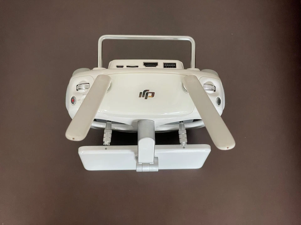 Original DJI GL300K Controller Transmitter mit Screen für Phantom 4 Pro+ V2.0 - Bild 2 von 4