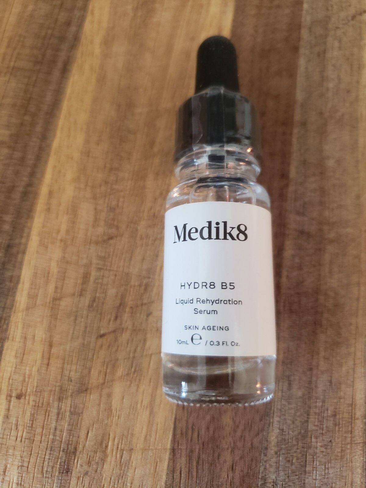 medik8 liquid rehydration serum