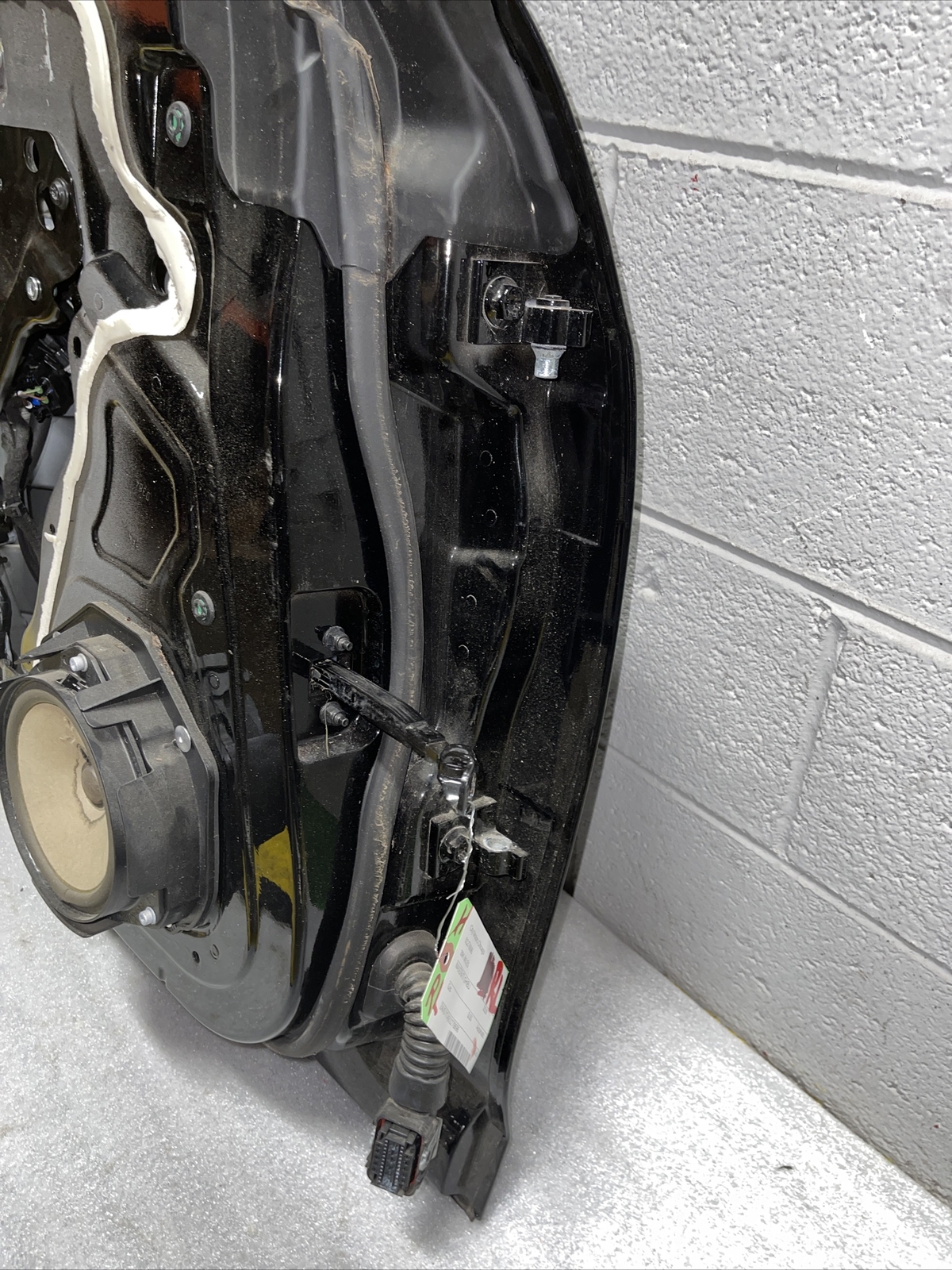 2014-2020 Maserati Ghibli Rear Left Driver Side Door Assembly W/0 Glass OEM*note