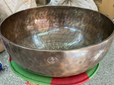 14-Inch (35.6 cm) Rare Antique Full Moon Tibetan Singing Bowl   Handmade
