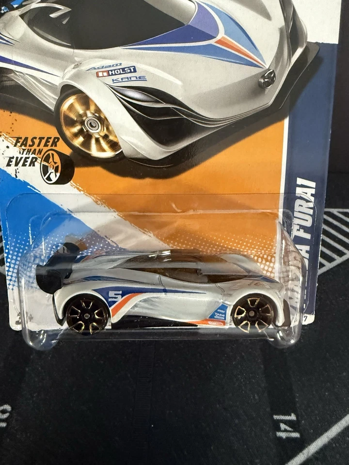 风火轮 2012 年比以往更快 #6/10 马自达 Furai 白色 — 第 2/3 张图片