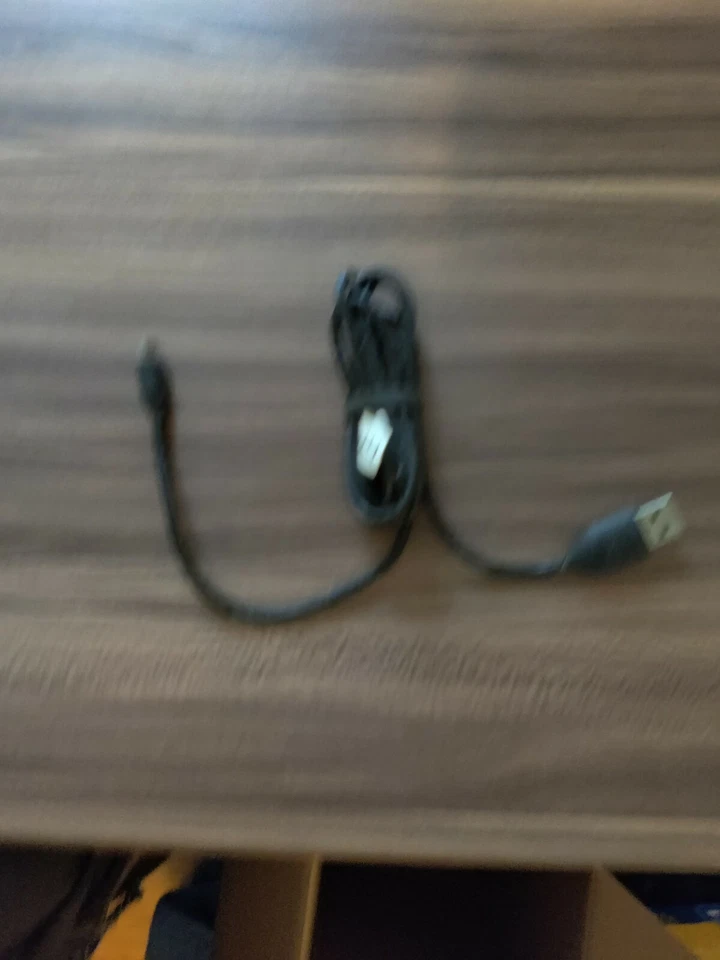 USB Charger Cable for HTC - Image 3 of 4