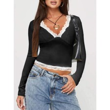 Devine Lace Detail V-Neck Long Sleeve T-Shirt
