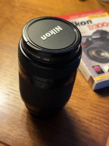 Nikon AF Nikkor 70-210mm 1:4-5.6 D Zoom Camera Lens 