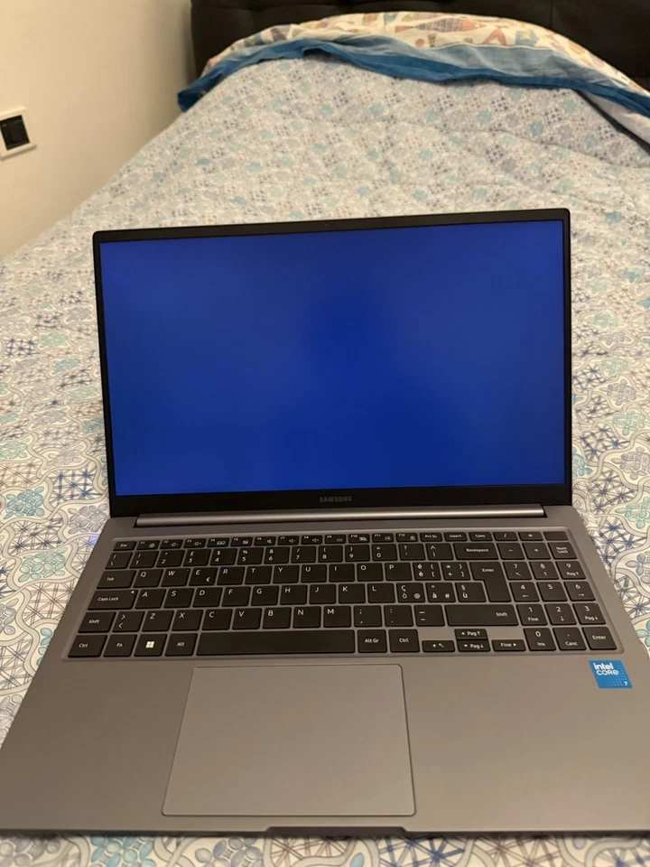 computer portatile usato Samsung - Immagine 4 di 4