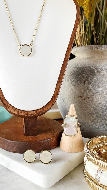 Park Lane Coconut Earrings and Necklace Set Mother of Pearl 
